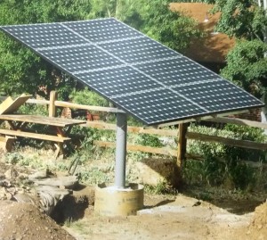 solar-panel-mounting-on-the-ground